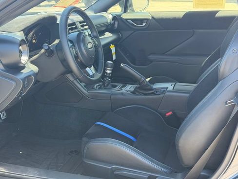 Used 2025 Subaru BRZ tS RWD image 15
