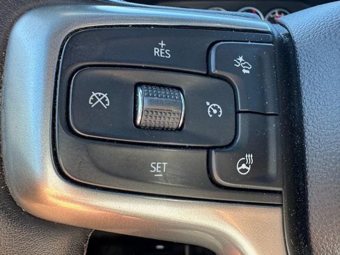 Used 2021 Chevrolet Tahoe Z71 w/ Luxury Package AWD/4WD image 20