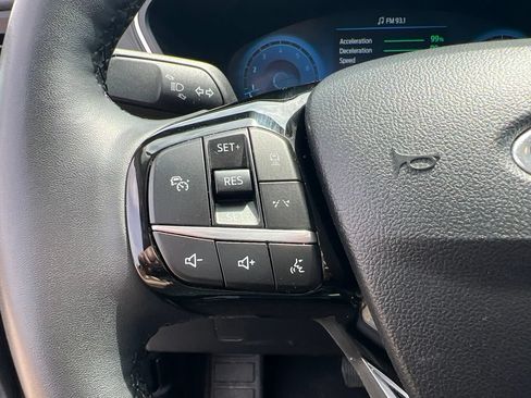Used 2024 Ford Escape Platinum AWD/4WD image 25