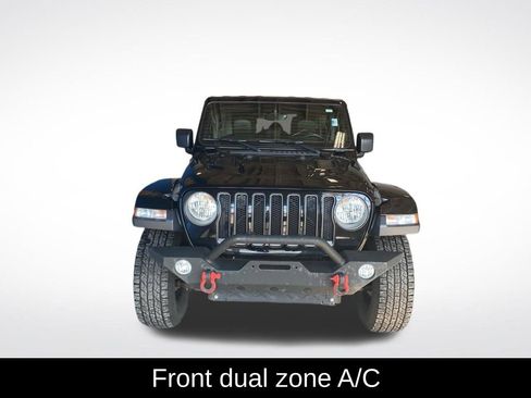 Used 2018 Jeep Wrangler Unlimited Rubicon image 15