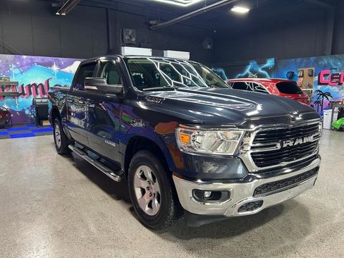 Used 2020 RAM 1500 Big Horn AWD/4WD image 5
