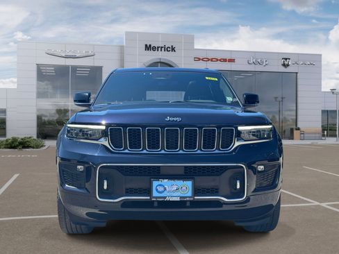 Used 2023 Jeep Grand Cherokee L Overland AWD/4WD image 3