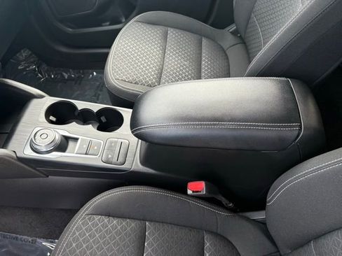 Used 2024 Ford Escape Active image 16