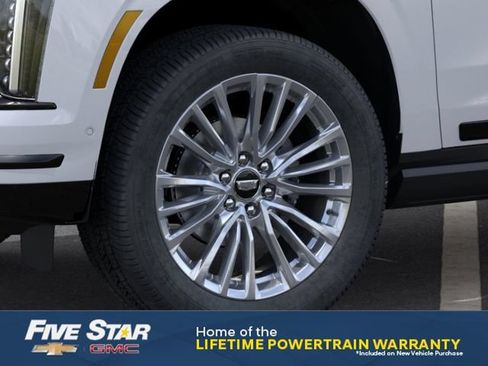 New 2026 Cadillac Escalade Platinum Sport w/ LPO, Floor Liner Package AWD/4WD image 9