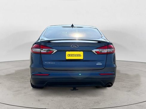 Used 2019 Ford Fusion SE w/ Equipment Group 151A FWD image 6