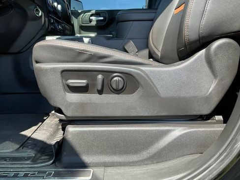 Used 2022 GMC Sierra 1500 AT4 AWD/4WD image 14