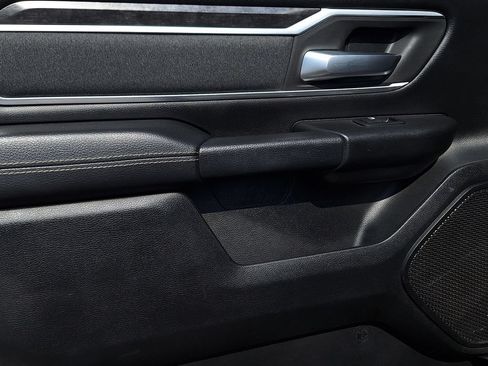 Used 2020 RAM 1500 Big Horn AWD/4WD image 13