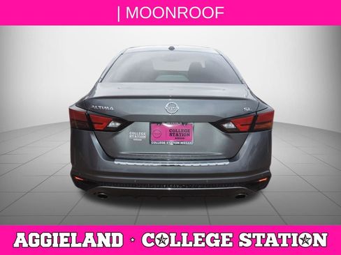 Certified 2022 Nissan Altima 2.5 SL FWD image 5