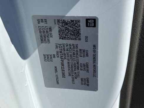 Certified 2024 GMC Savana 2500 w/ Driver Convenience Package RWD image 29