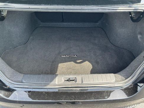 Used 2025 Nissan Sentra SV FWD image 7