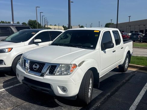 Used 2018 Nissan Frontier SV w/ Value Truck Package RWD image 1