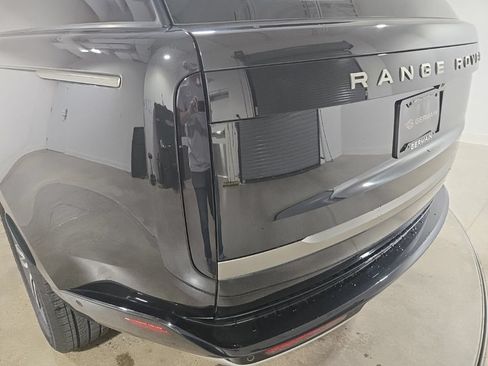 Used 2024 Land Rover Range Rover SE AWD/4WD image 22
