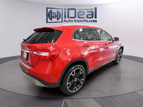 Used 2019 Mercedes-Benz GLA 250 4MATIC image 5