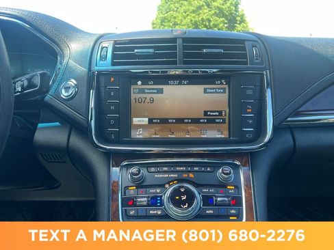 Used 2017 Lincoln Continental Reserve w/ Technology Package AWD/4WD image 25