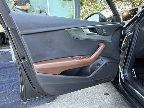 Used 2019 Audi A4 2.0T Premium FWD image 30