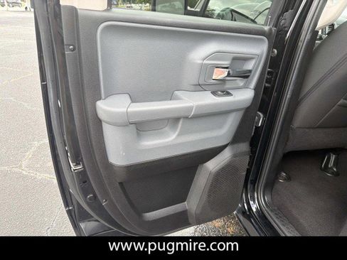 Used 2024 RAM 1500 Classic SLT AWD/4WD image 21