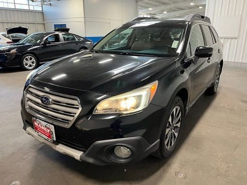 Used 2017 Subaru Outback 2.5i Limited AWD/4WD image 7