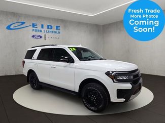 Used 2024 Ford Expedition Timberline video 1