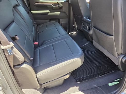 Certified 2024 Chevrolet Silverado 1500 RST w/ Convenience Package II AWD/4WD image 14