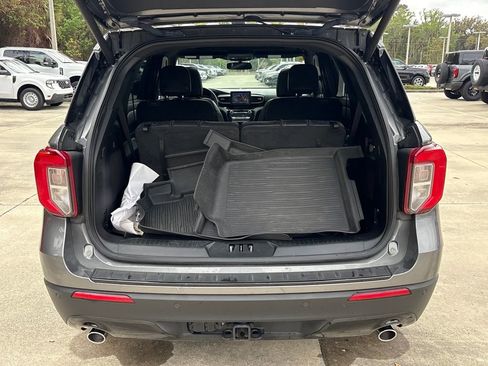 Used 2022 Ford Explorer ST-Line w/ Class IV Trailer Tow Package image 33