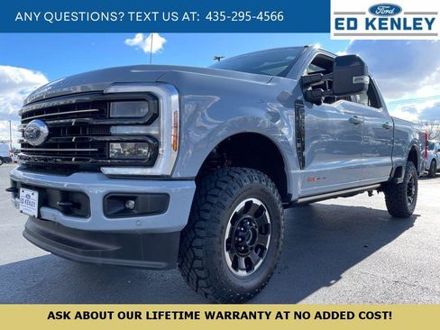 Used 2025 Ford F350 Platinum image 1