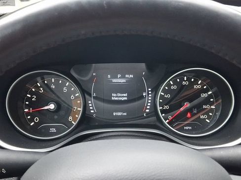 Used 2018 Jeep Compass Latitude w/ Safe & Security Group AWD/4WD image 20