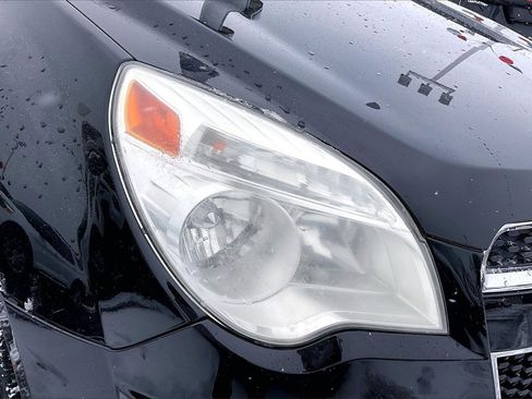 Used 2015 Chevrolet Equinox LS image 25
