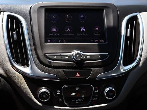 Used 2020 Chevrolet Equinox LS FWD image 48