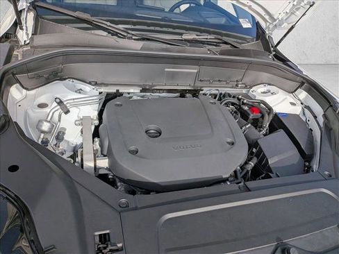 New 2026 Volvo XC90 B5 Plus w/ Protection Package image 19