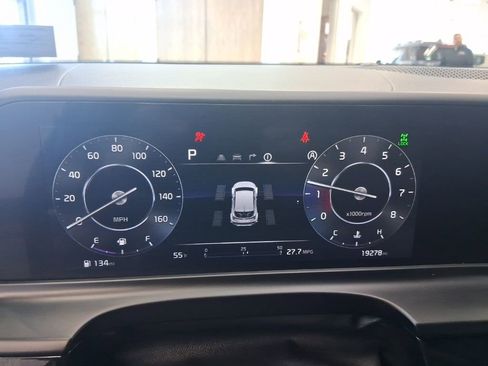 Used 2024 Kia Seltos S image 11