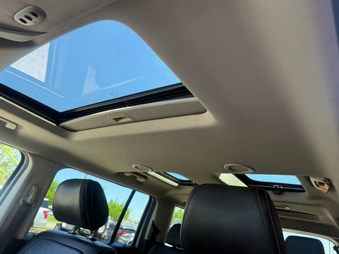 Used 2011 Ford Flex Limited w/ Rapid Spec Order Code AWD/4WD image 18