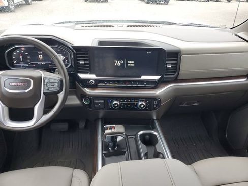 Used 2025 GMC Sierra 1500 SLT w/ SLT Premium Plus Package AWD/4WD image 15