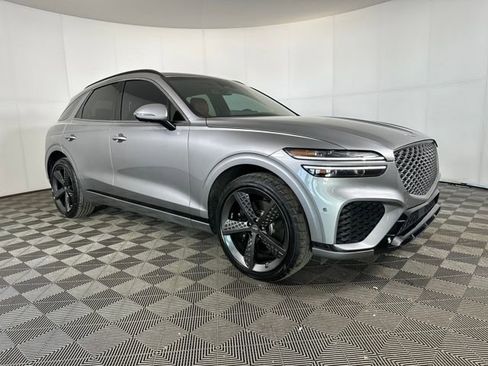Used 2023 Genesis GV70 2.5T Sport Prestige w/ Sport Prestige Package image 2
