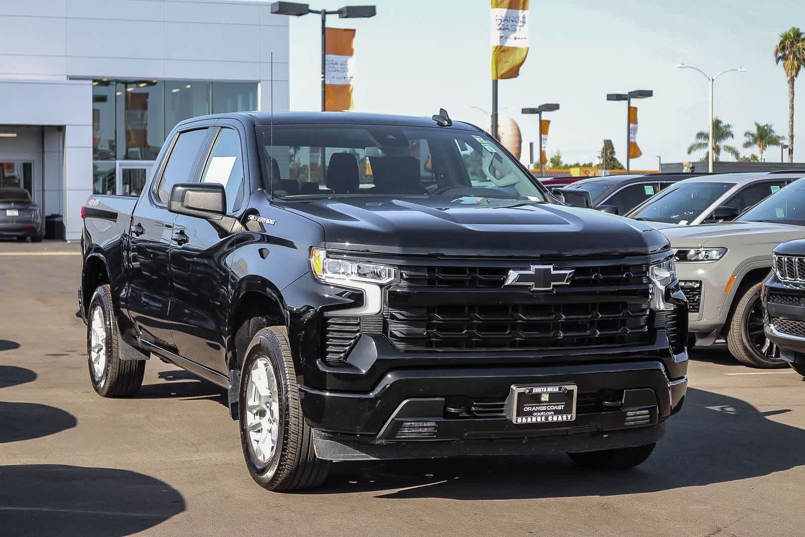 Used 2026 Chevrolet Silverado 1500 RST AWD/4WD image 3
