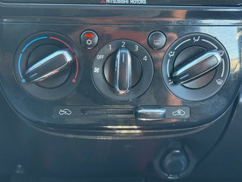 Used 2019 Mitsubishi Mirage image 17