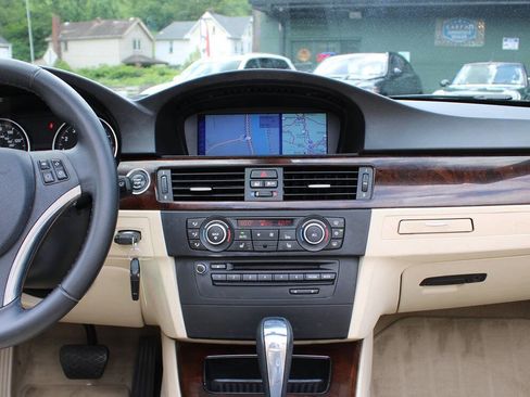 Used 2012 BMW 328i Convertible RWD image 14