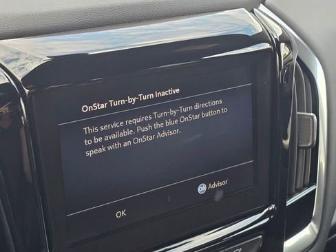 Used 2023 Chevrolet Traverse LT image 34