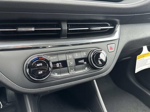 New 2026 Buick Envista Preferred FWD image 15