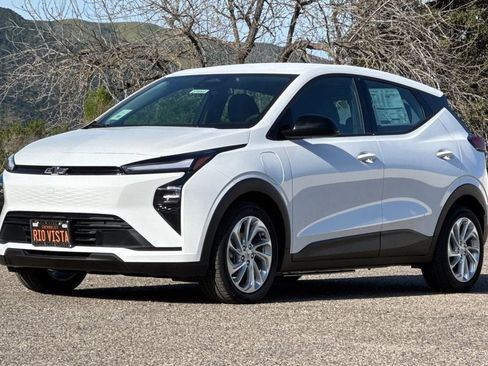 New 2027 Chevrolet Bolt LT w/ Comfort Package image 8