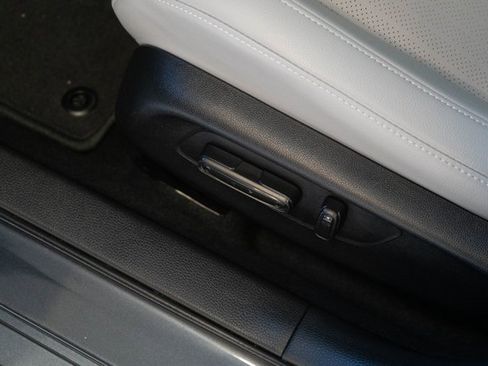 Used 2025 Honda Civic Sport image 15