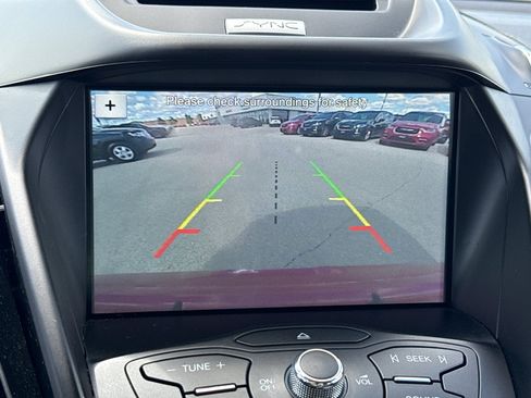 Used 2016 Ford Escape SE w/ Equipment Group 201A AWD/4WD image 19