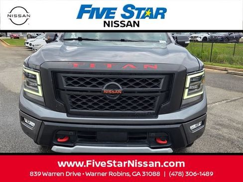 Used 2021 Nissan Titan PRO-4X w/ Pro-4x Convenience Package AWD/4WD image 2