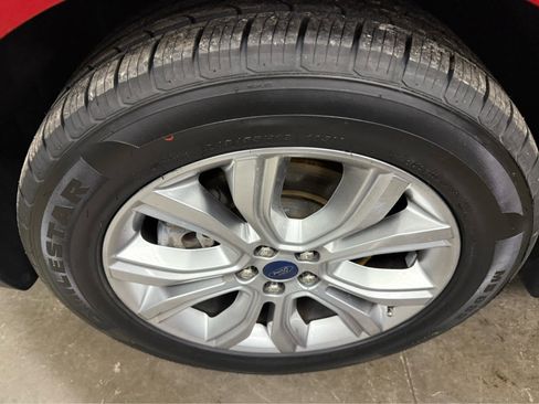 Used 2020 Ford Edge Titanium w/ Equipment Group 301A image 40