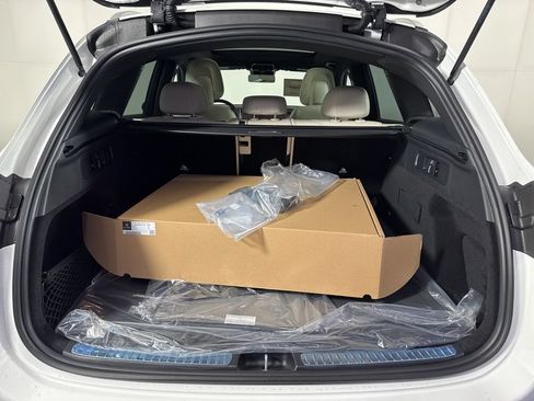 New 2026 Mercedes-Benz GLC 300 4MATIC image 19