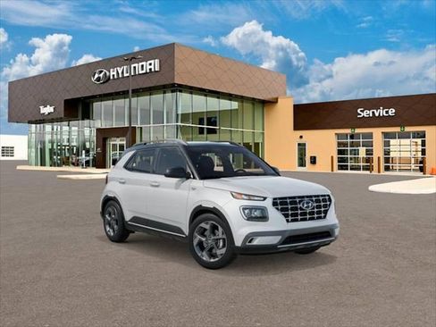 New 2026 Hyundai Venue SEL image 2