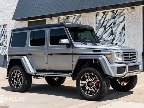 Used 2018 Mercedes-Benz G 550 Squared image 20