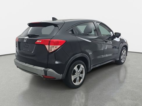 Used 2017 Honda HR-V EX image 5