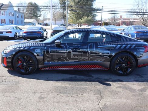 Used 2023 Audi RS e-tron GT image 8