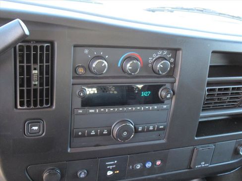 Used 2024 Chevrolet Express 2500 w/ Driver Convenience Package image 17