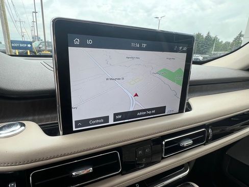 Used 2023 Lincoln Aviator Reserve w/ Equipment Group 201A image 31